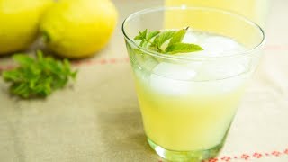 Cómo hacer LIMONADA CASERA Homemade LEMONADE [upl. by Attennhoj]