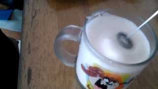 Aerolatte Review Frothing Cold Milk In Under 1 Minute [upl. by Charbonneau]